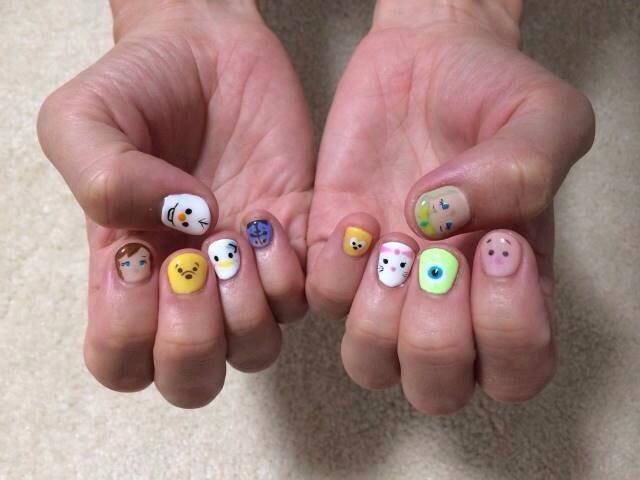月亭方正 嫁が昨日ネイルしてきた どんだけツムツム好きやねん Http T Co D5dkj7tops Twitter