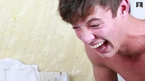 TheHannahRogers's tweet image. This is literally my favorite video😂 nash and cams face😂😂😭😆 hahahaha😭 @camerondallas @Nashgrier