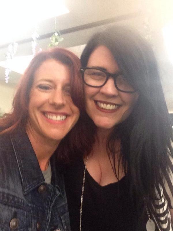 ItGirlsPR's tweet photo. #Fangirl moment for @Rourkewrites with @RueVolley at the @BelieveHopeLiv1 #AuthorConvention in #Maine @Anchorgrouppub http://t.co/vPeXEpcwZu