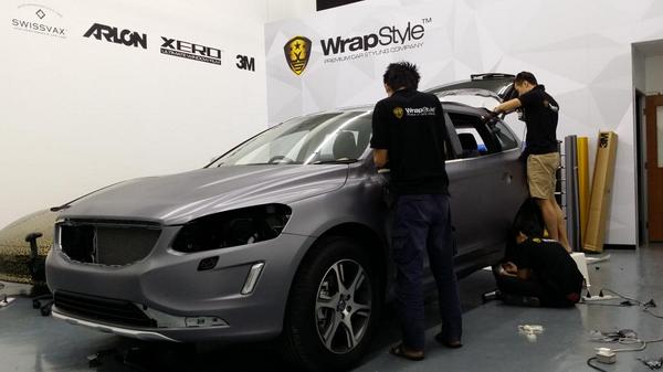 Daily Work ! 3M Brushed Steel on XC60 #wrapstyle #volvo #xc60 #carwrap #carstyling #carswithoutlimits #wrapitup