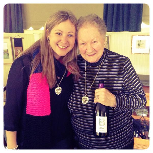Alicia_Cohen's tweet photo. Birthday bling and booze with Nan! #86now #birthday http://t.co/DIdHu39FG2