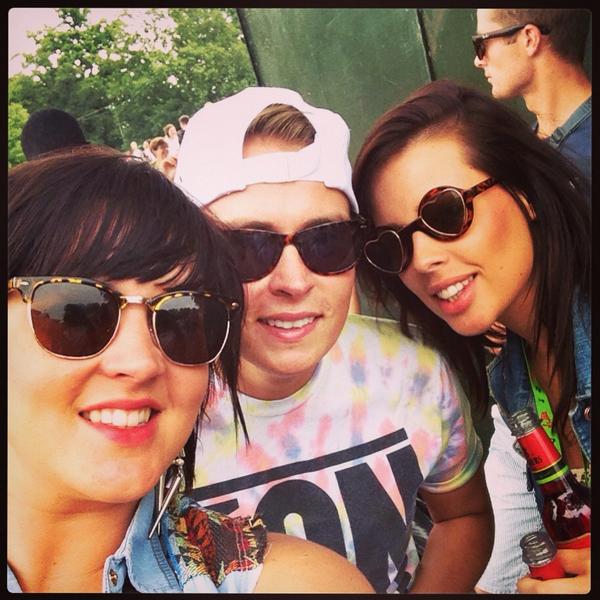 Sarah Emily Barker tweet media