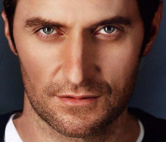Hell never see this, but I must bid a HAPPY BIRTHDAY to one of my favorite thespians, Richard Armitage! 