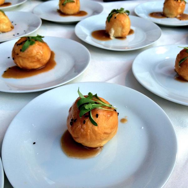 lafoodwine's tweet photo. We can't pick our favorite #StreetFood at the #LAFW14 Asian Night Market http://t.co/YShyIO2EAY