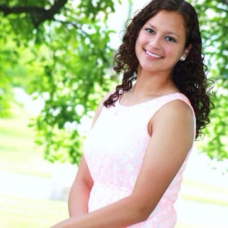 WMU18Follow's tweet image. Go follow Nicole Cote from Tecumseh! double major in Criminal Justice &amp;amp; Psychology, LeFevre 128 #WMU18 @NicoleCote26