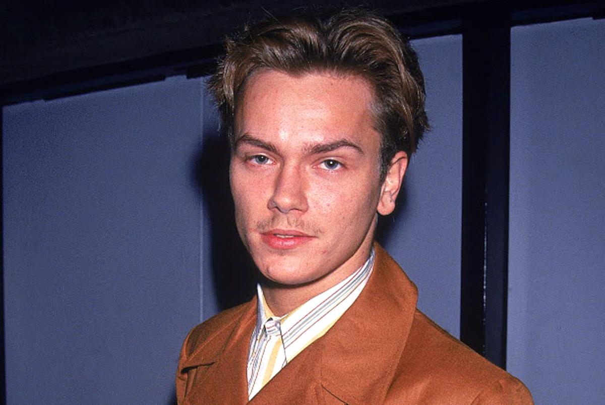 Happy Birthday to River Phoenix, who would have turned 44 today! 