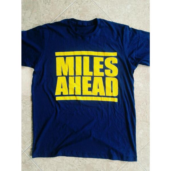 Masih tersedia size M L 90rb. Hubungi 085646619894. Takisssss!