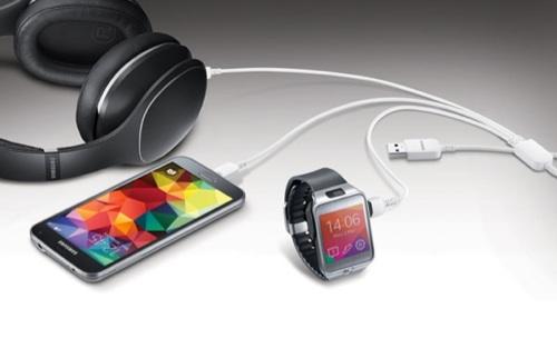 QATARMAX's tweet image. سامسونج تعلن رسميا عن كابل جديد للشحن يتيح إمكانية شحن 3 أجهزة دفعة واحدة  #تقنية api.akhbar360.me/api/article/vi…