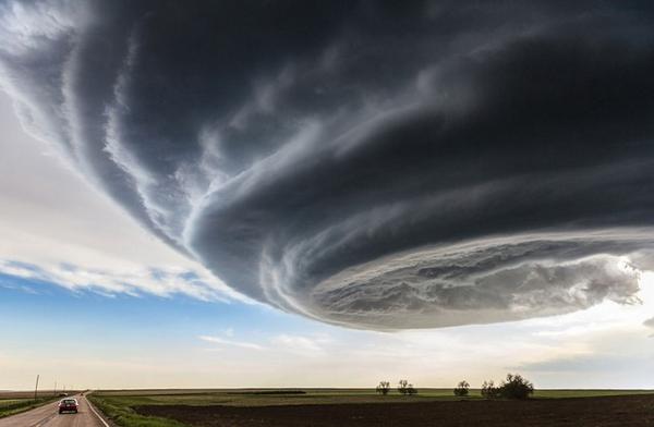 jmdebrest's tweet photo. National Geographic Photo Contest Winners 2014 – http://t.co/eFJ15TAHvp http://t.co/OyD12wo5so