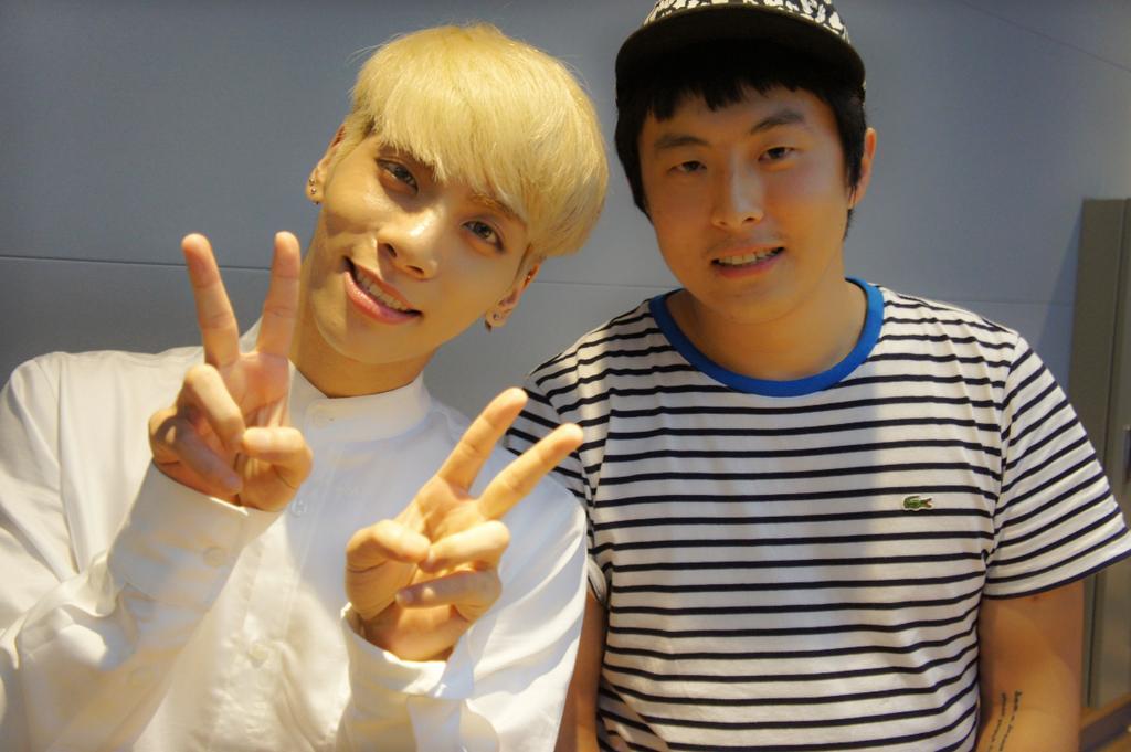 [Twitter] 140823 MBC Blue Night Update con Jonghyun  BvtBGmGCMAAnD88