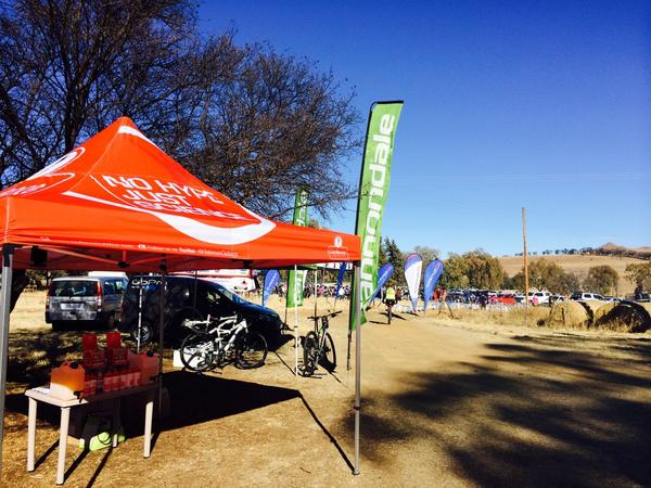 Cadence_Events's tweet image. And so the Eden Classic kicks off! With Cadence gels and Carbofuel sustaining the riders this morning!