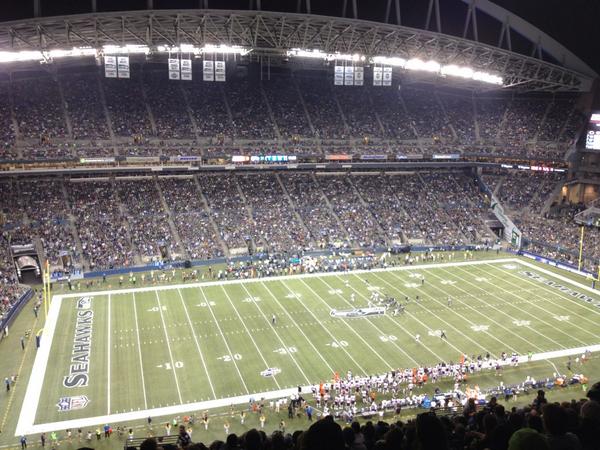 luke_sparrow's tweet photo. Off the charts good . #SeaHawks http://t.co/vDFX35wTeO