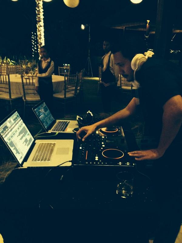 baliweddingdj's tweet photo. http://t.co/U4LLO7PHfS