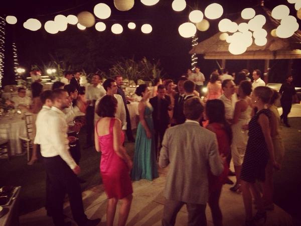 baliweddingdj's tweet photo. http://t.co/P6oEe8s8ef