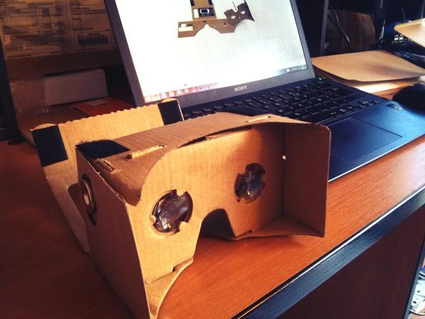 Testons le Google Cardboard... cc @dav_cz @dh7net