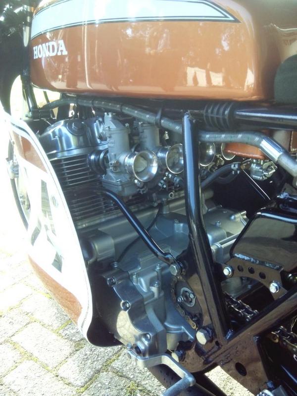 CBFourClub's tweet photo. Honda CR 750 Racer #cb4weekend http://t.co/97J1BNuXgS