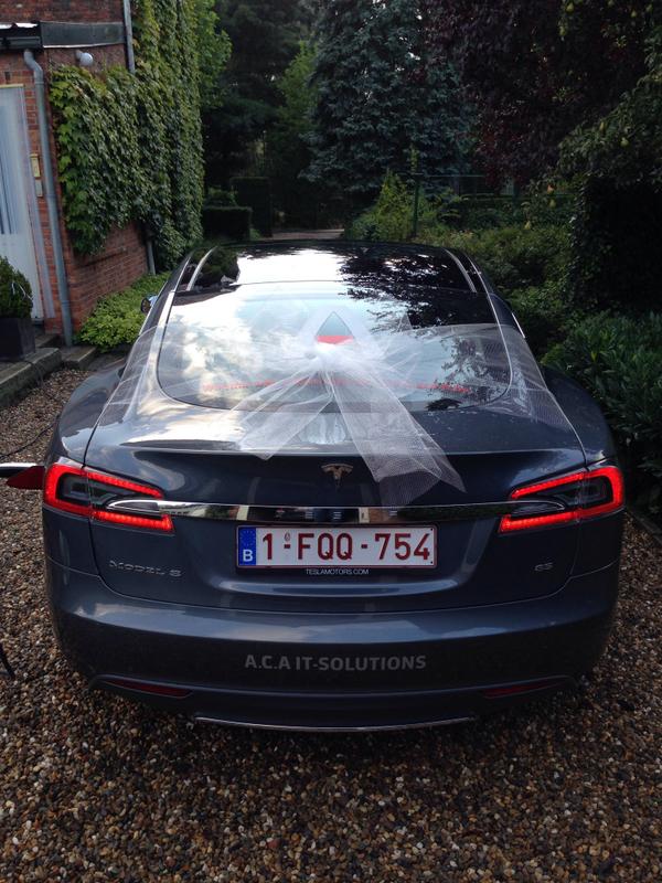 Thank you @aca_it and @TeslaMotors for this great ride on our wedding day!
