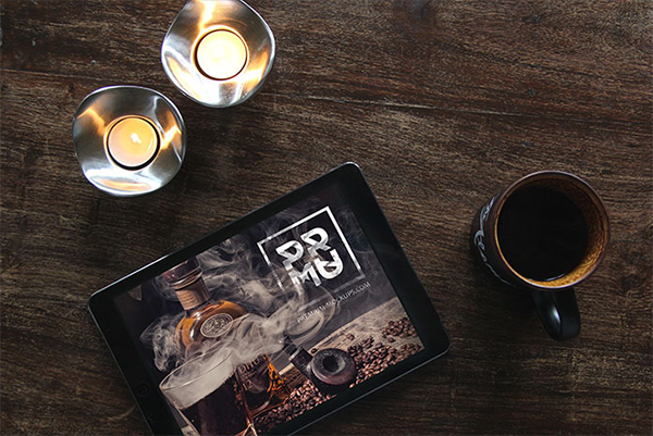 Here are 4 photo based iPhone and iPad #mockups released by <a href="/PremiumMockups/">Premium Mockups</a> bit.ly/1rrmRVK