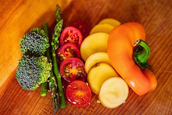 Diferencias entre Dieta Vegetariana, Vegana y Macrobiótica bit.ly/1rrou5D