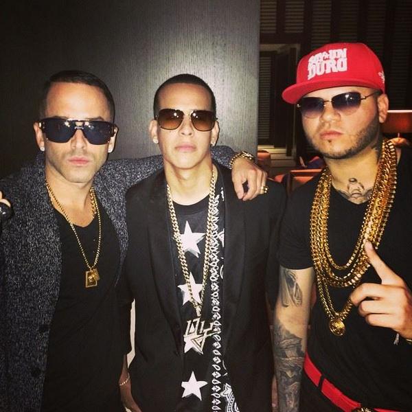 Interista1413's tweet photo. Grandes exponentes de la musica Urbana..
@llandel_malave 
@daddy_yankee 
@FarrukoPR http://t.co/1UZg4KhKDL