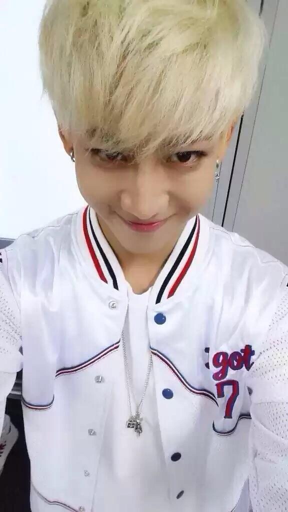 PIC] #Bambam selfie - GOT7 Japan Mobile Site update (cr. youngjae_cut)