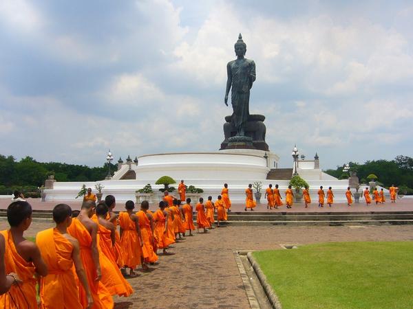 ThailandInsider's tweet photo. #ThaiTrivia: Shown here is the largest free-standing #Buddha statue of the world. What's its name? Reply to play! http://t.co/MN3nb4Hqoi