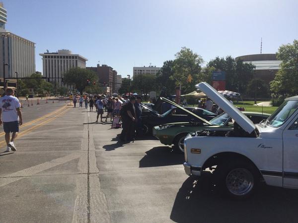GreenWichita's tweet photo. Go, Locals"@KansasTurnpike: Cars on the Douglas St bridge @blacktopnation...see...beauties &amp; pick up a FREE K-TAG! http://t.co/r01FNPw724”