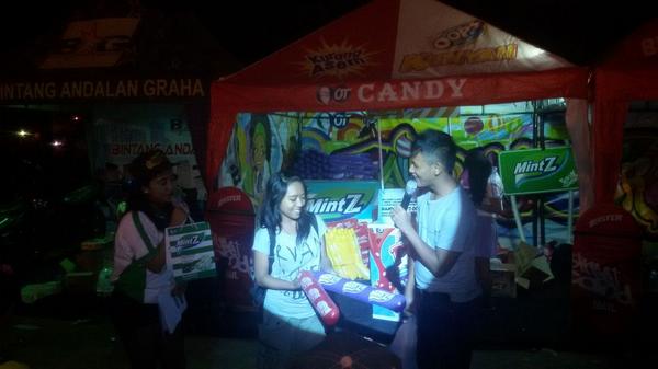 MintZ's tweet photo. Ini dia pasangan #GombalMintZ #MDGC2 :) http://t.co/tVb8IvTvpK