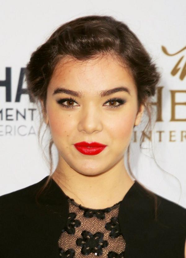 hailee_steinfan's tweet photo. I JUST CAN'T! :') @HaileeSteinfeld WHY ARE YOU DOING THIS TO US 😍😍#SteinNation http://t.co/4jWWCslSdr