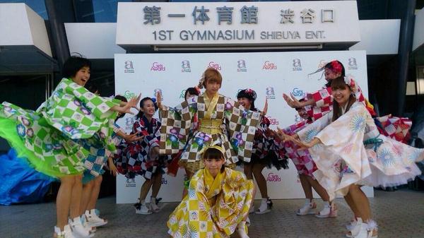 Albama42's tweet photo. Supers girls 😜 http://t.co/fMfptDJkRI