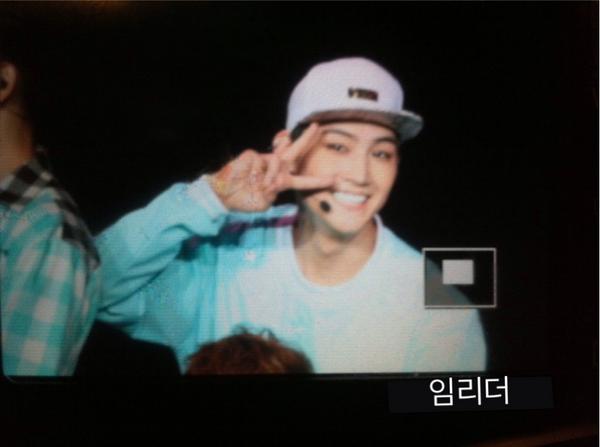 imleader106's tweet photo. 140823 재범이 귀여워 ㅋㅋㅋㅋㅋ http://t.co/alh0WlIbC6