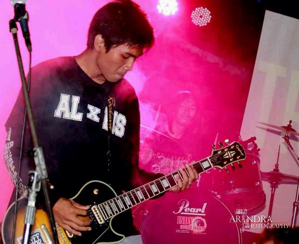 angga_BGHC's tweet photo. Trimakasih slalu mensupport kami!kalian luarbiasa!:) @ALCATRASHxNS next time ontime!🍻 @Battle_GearHC http://t.co/NHPSUtQg19
