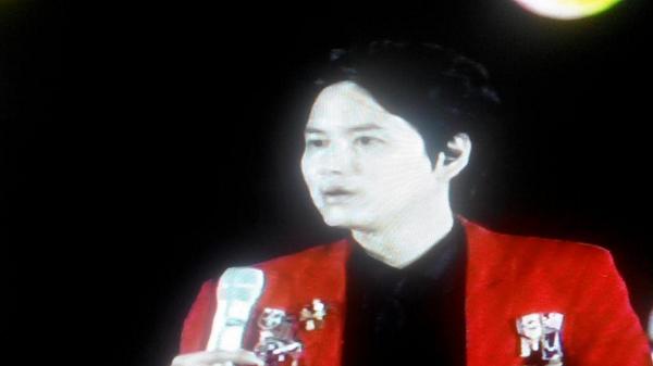 Ini ekspresi Kyuhyun pas tau tadi mau nyanyi breakdown lagi:'')