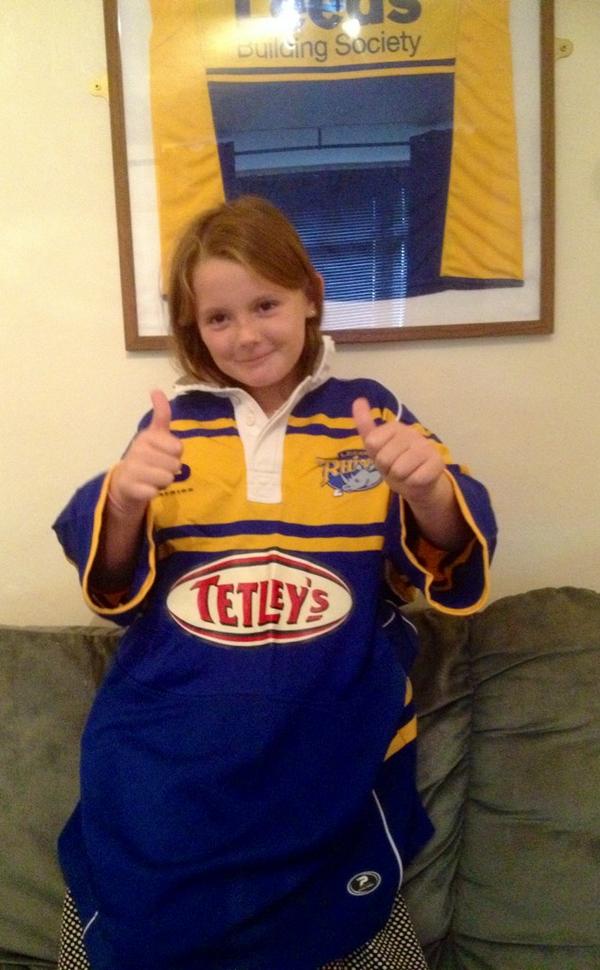 LoopyLouBeth's tweet photo. COME ON @leedsrhinos  !!!!! @MartinHeath1 #leedsrhinos http://t.co/IDvHwDx1ee