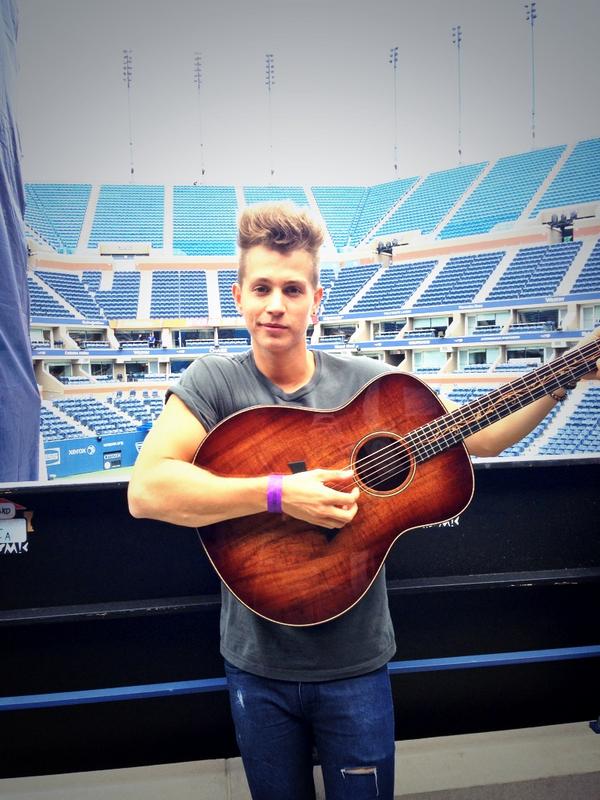 Can't wait to play my new @TaylorGuitars koa at the @AAKidsDay US Tennis Open 2014 yeyyyyy