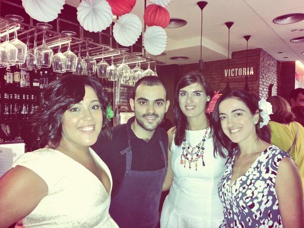 KGBmalaga's tweet photo. Felicitaciones a @rojas_cf  y a #KiskoGarcia #espionaje #KGB #espias por su gastronomía @mimimundoreal #feriamlg http://t.co/RLLEDaMa0v