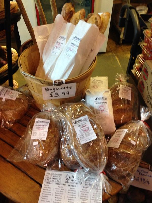 LooksMarket's tweet photo. #breadico just arrived: baguette, sunflower, ancient grain, whole wheat raisin http://t.co/bgR8MLK9u6