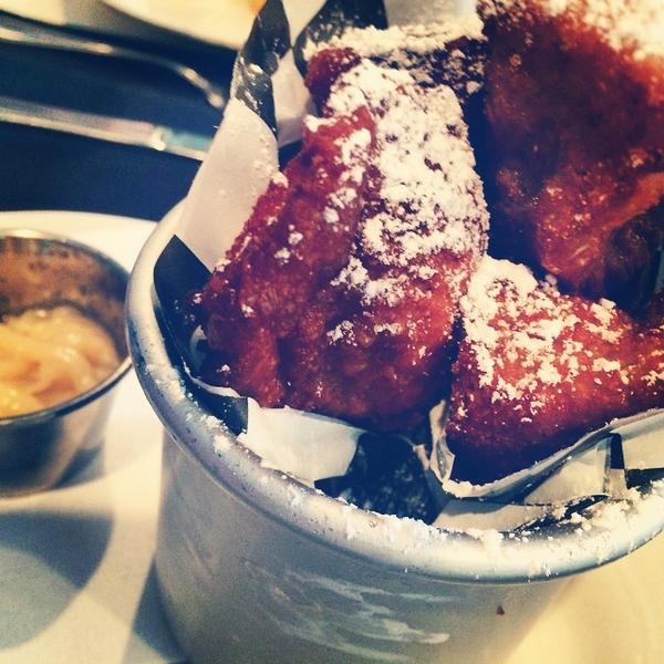 JayDucoteTravel's tweet photo. #GoodRealGood brunchy brunch with @visitbatonrouge at @bistrobyronz #goBR http://t.co/7kmipriNWP
