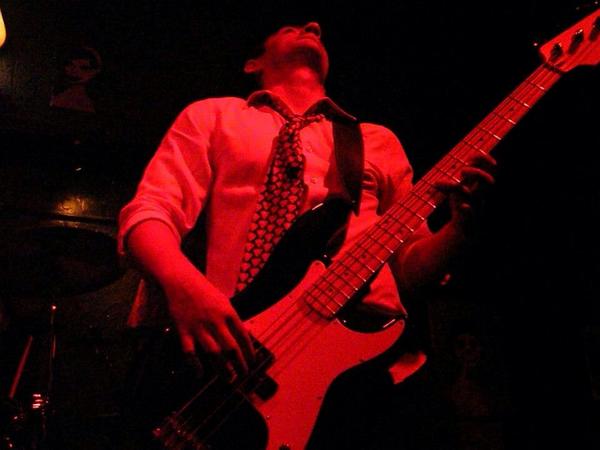 TheSexRYNOS's tweet photo. Live at caves lounge in ARLINGTON Texas. http://t.co/daQ5Qe9LnI