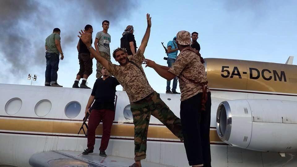 Bvvj-I5IIAIH7Tj.jpg:large