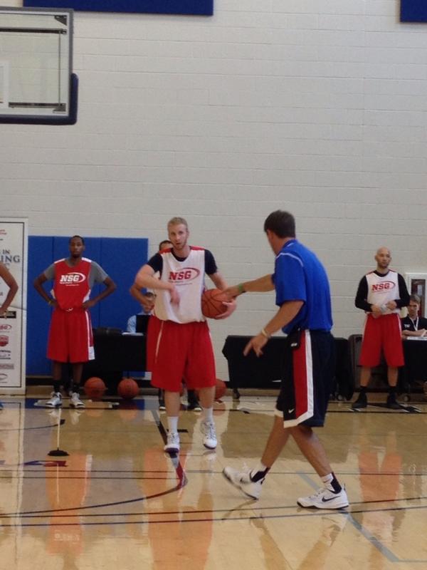 Coach_Rick57's tweet photo. @alanstein doing what he does best, teaching #masterscc http://t.co/nQFA1S7TQ2