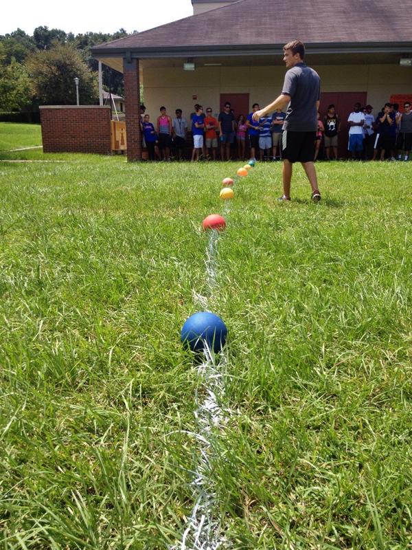 LakesideComplex's tweet photo. What's your color? #Lakeside #DodgeballTourny http://t.co/qqT3Dg2UdL