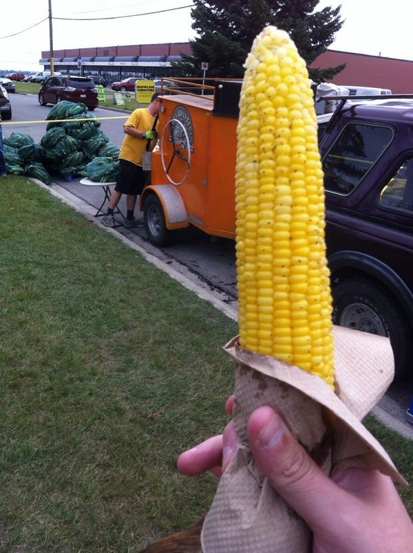 clievers's tweet photo. Free corn roast at @cgyfarmersmarkt - very tasty #NeedAToothpick http://t.co/tQ2pSMXjhn