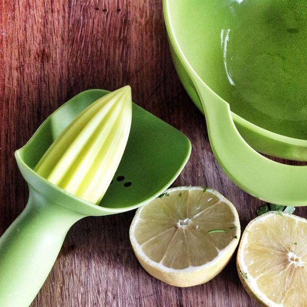 thecooktwit's tweet image. This works! Love my lemon juicer by @JosephJoseph #justsaying