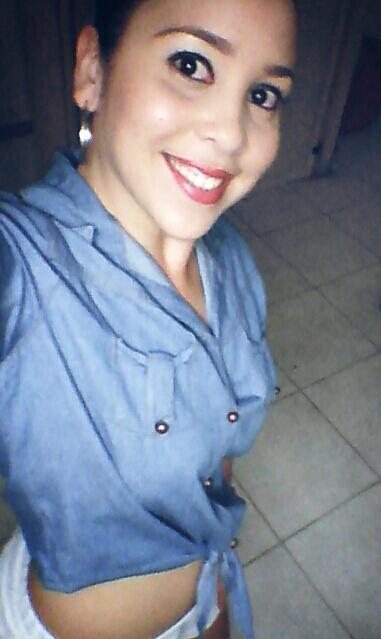 kipi05's tweet photo. Red lips...better kisses! ♡
#SaturdayNight #HaveFunEverybody http://t.co/kLxvUUocVj