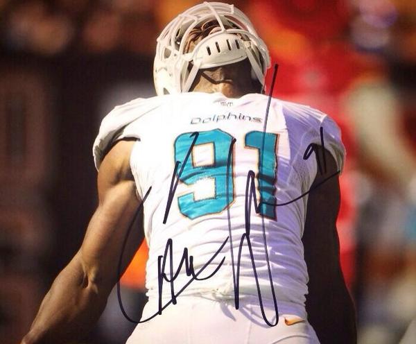 Alidoll10's tweet image. DEFENsE!!!!  #DaBeast🐬🏈