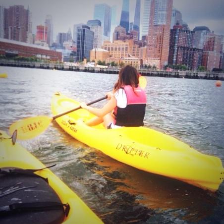 kayDoll_'s tweet photo. just 🚣 through #NYC don't mind us y'all http://t.co/L38wDsJX28