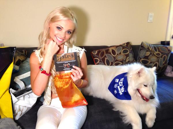 KatjaGlieson's tweet photo. I love my bracelet by #yatracollection http://t.co/cYNkJiDQc3 #thanku #elephant loyalty&luck trunks up! @ParimoreMgmt http://t.co/qSE5QtO6bx