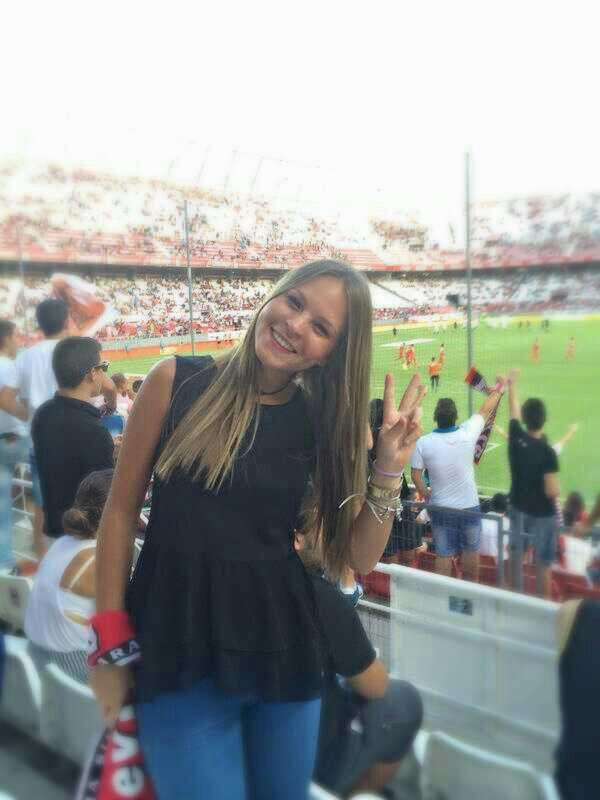 rocio_asian's tweet photo. Vuelan banderas!! http://t.co/5IjmWdxRvF