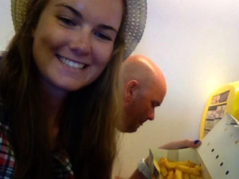 AmyM_8's tweet photo. @Ryanair with my 'box of chips' #notwonaholiday #wrongchips http://t.co/Cl7YLflXkB
